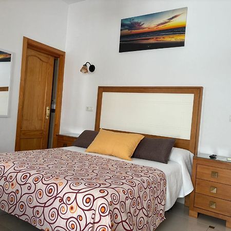 Hostal Los Arcos Otel Chipiona Dış mekan fotoğraf